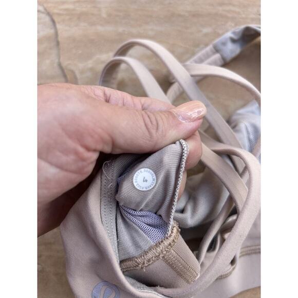 Lululemon Energy Bra Crepe sz 4 - Picture 4 of 4
